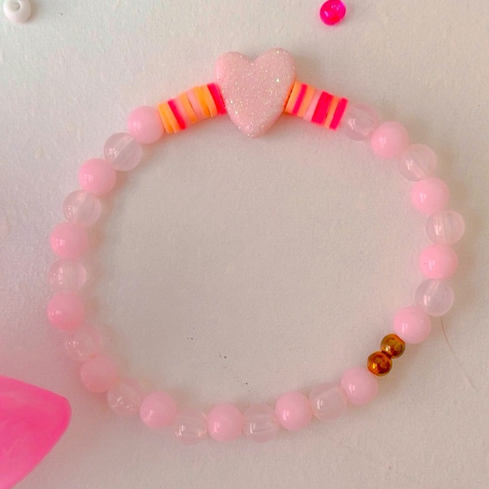 Heart pink